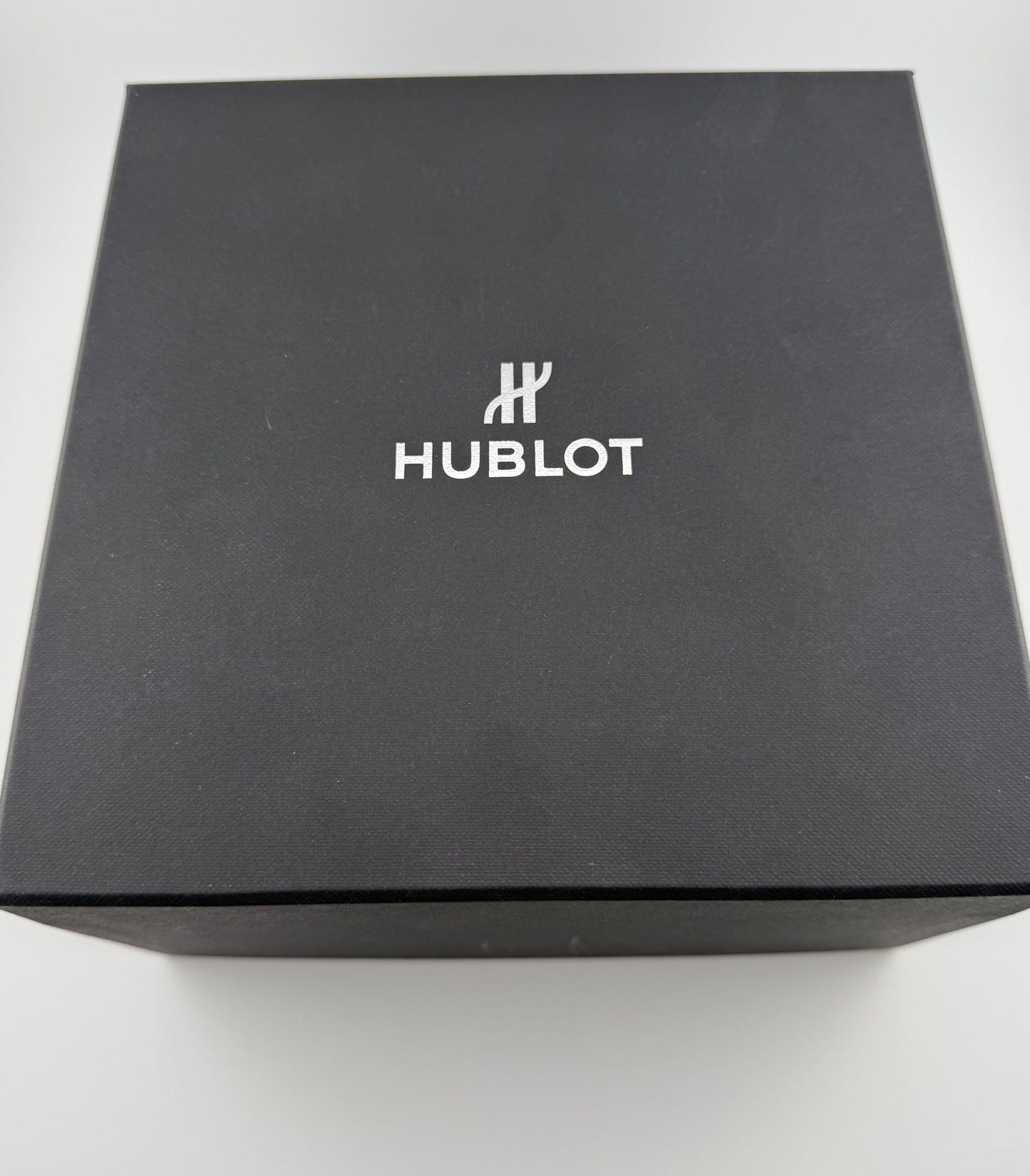 HUBLOT - Big Bang 44mm Carbon Fiber Dial 301.SB.131.RX(Travel Case & Alligator Band)